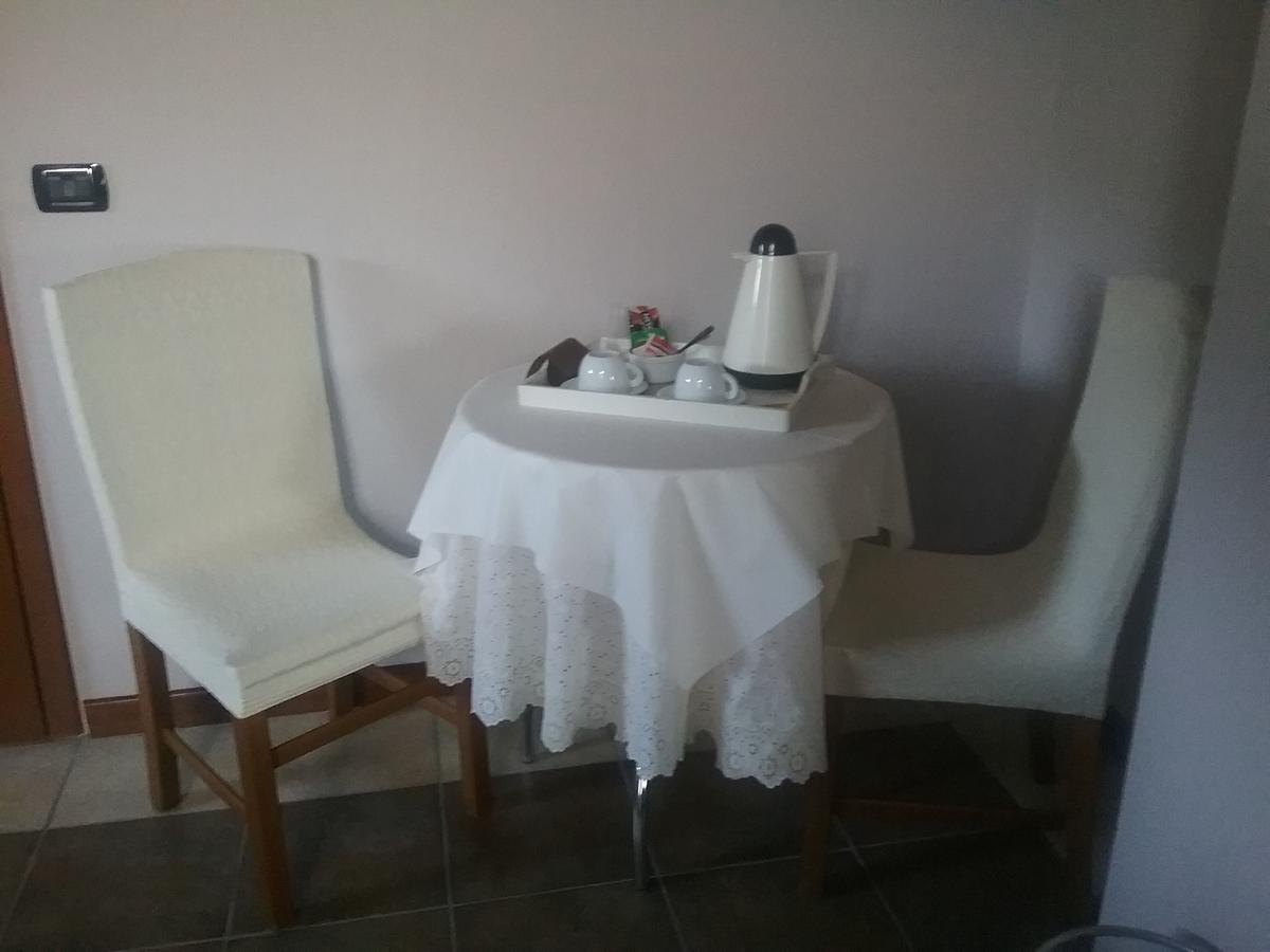 La Terrazza Del Barbaresco Bed & Breakfast Neviglie Exterior photo